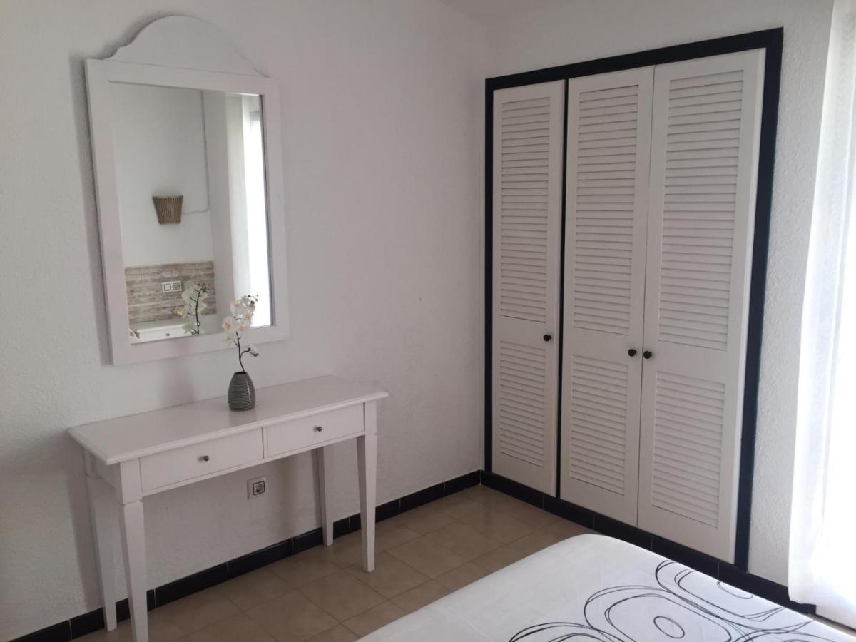 Apartamento 7 Palmeras シウタデリャ エクステリア 写真